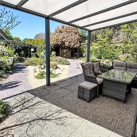 Ferienhaus Geraeumiges Mitten Im Wald By Interhome