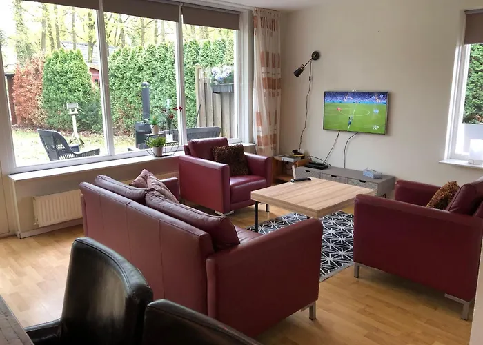 Geraeumiges Mitten Im Wald By Interhome Ferienhaus